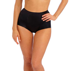 Wacoal Ines Secret Shaping Brief in Black - Close Up